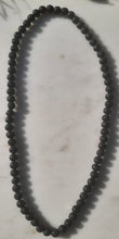 Charger l&#39;image dans la galerie, Collier Pierre de Lave - Perles 8mm - Fait main - Longueur environ 29CM - L&#39;Essentiel Facile